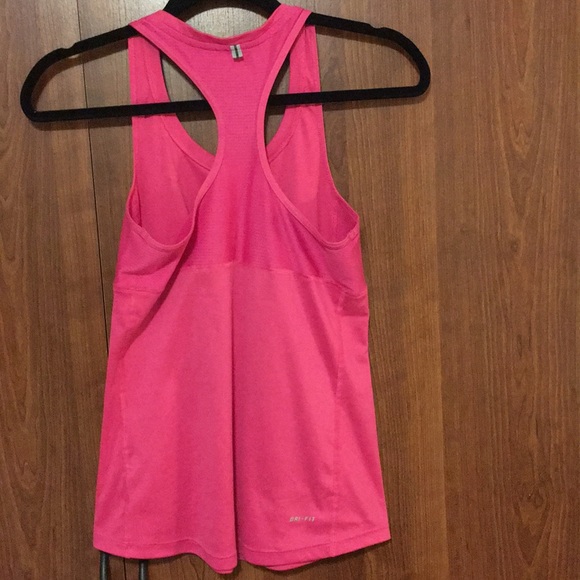 💗Hot Pink Nike Dri-Fit running tank top (S)💖 - Picture 4 of 5